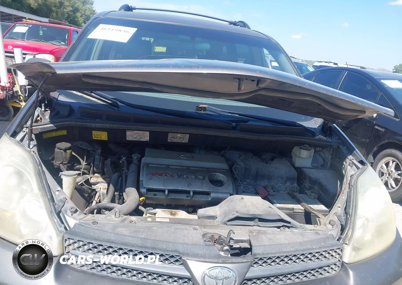 2005 Toyota Sienna Le VIN:5TDZA23C05S343384 - 10