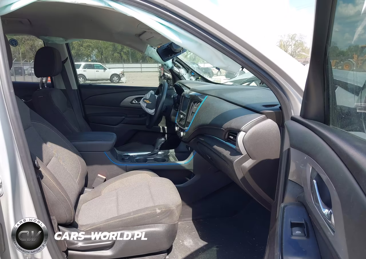 2018 Chevrolet Traverse Ls VIN:1GNERFKW0JJ128032 - 5