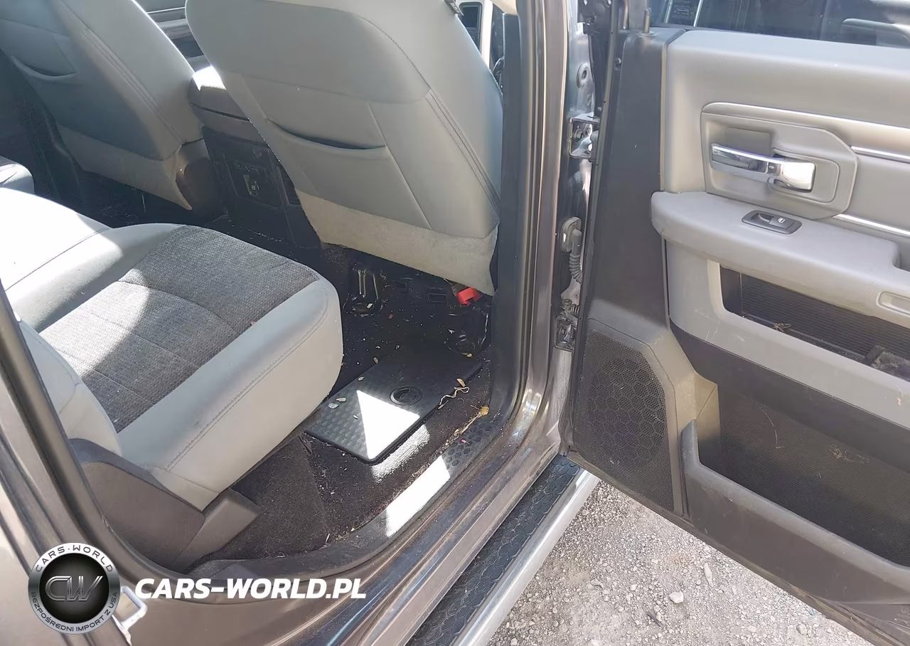 2018 Ram 1500 Big Horn 4X2 5'7 Box VIN:1C6RR6LM5JS355905 - 8