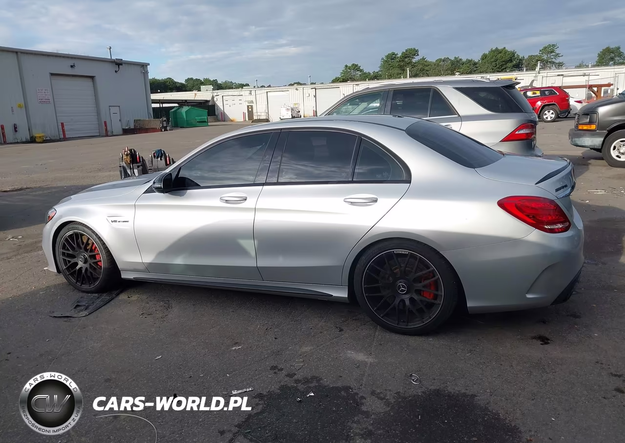 2018 Mercedes-Benz Amg C 63 S VIN:55SWF8HB2JU237894 - 15
