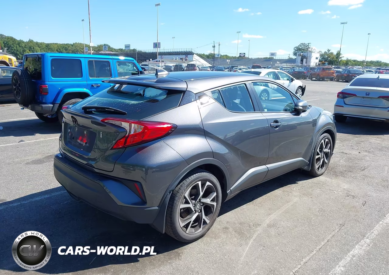 2021 Toyota C-Hr Xle VIN:NMTKHMBX7MR125629 - 4