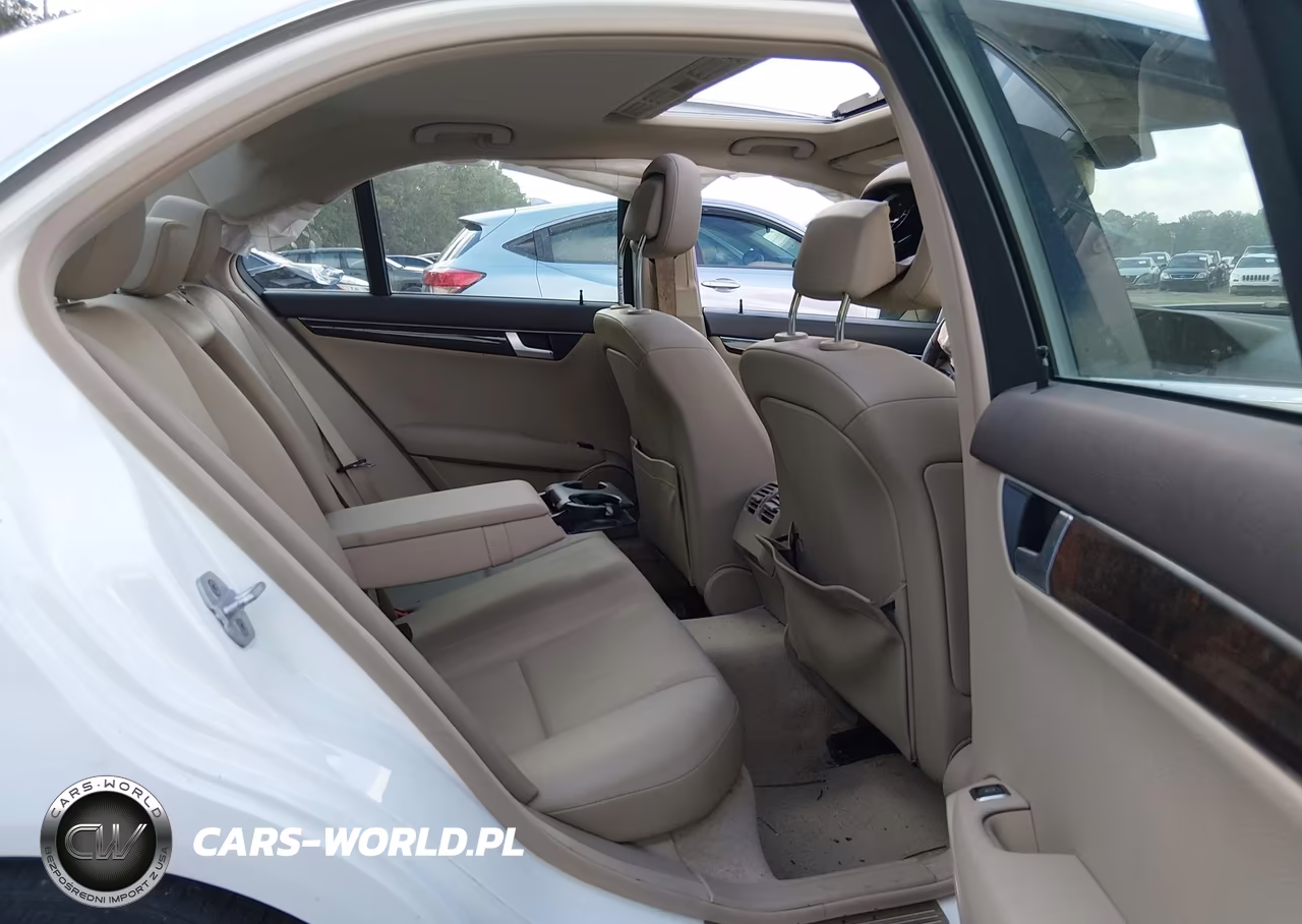 2013 Mercedes-Benz C 250 Sport VIN:WDDGF4HB7DA854130 - 8