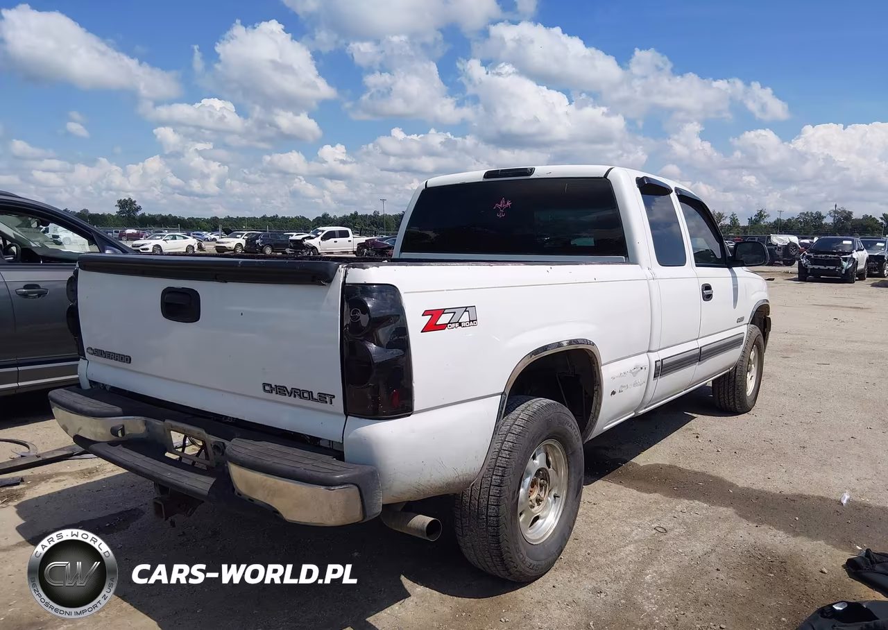 2001 Chevrolet Silverado 1500 Ls VIN:2GCEK19V011318808 - 4