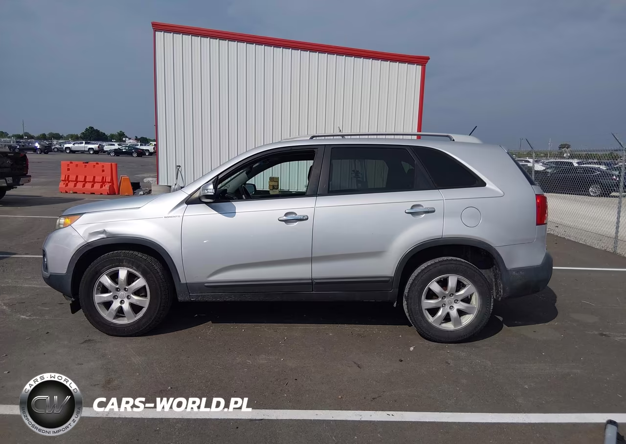 2011 Kia Sorento Lx VIN:5XYKT3A17BG155568 - 13
