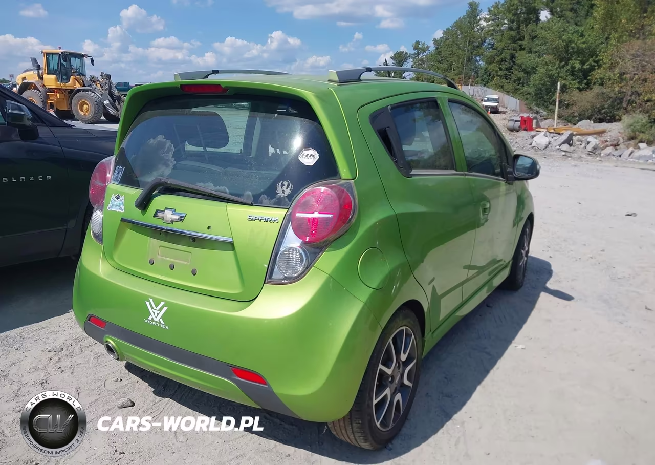 2015 Chevrolet Spark 2Lt Cvt VIN:KL8CF6S98FC707678 - 4