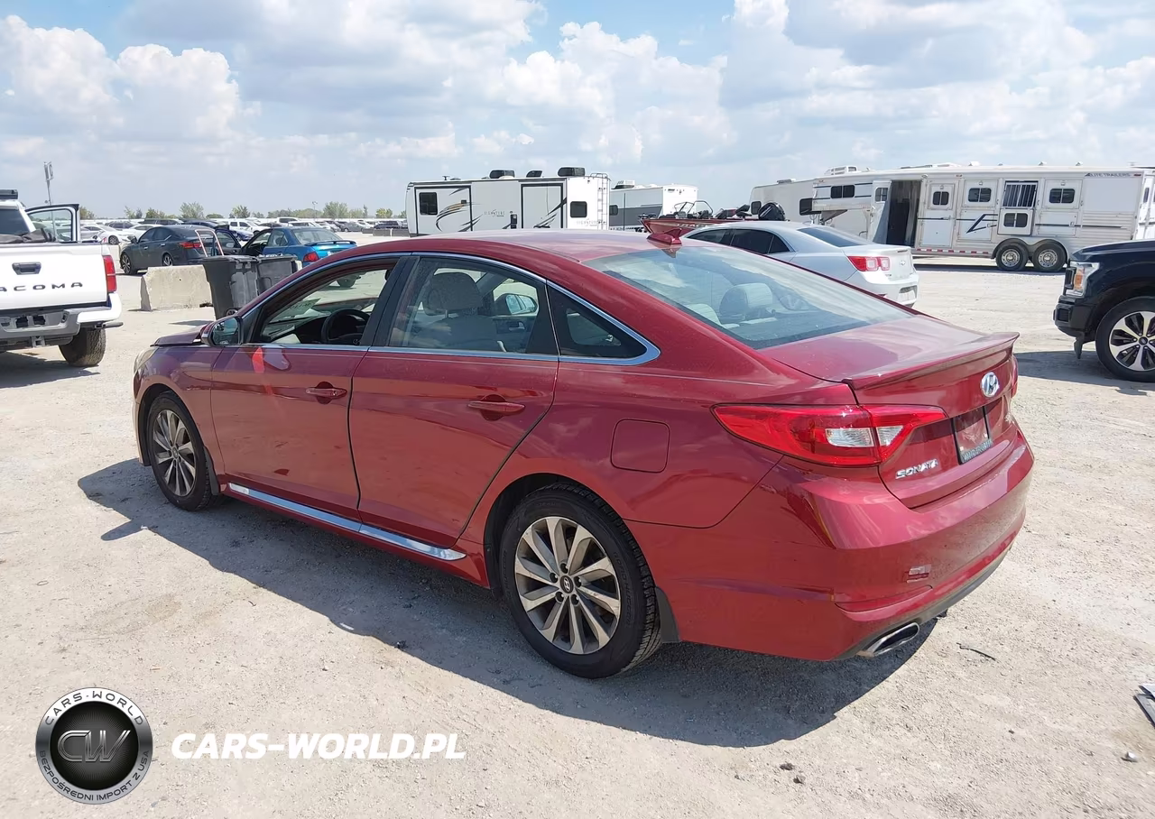 2015 Hyundai Sonata Sport VIN:5NPE34AF6FH210850 - 3