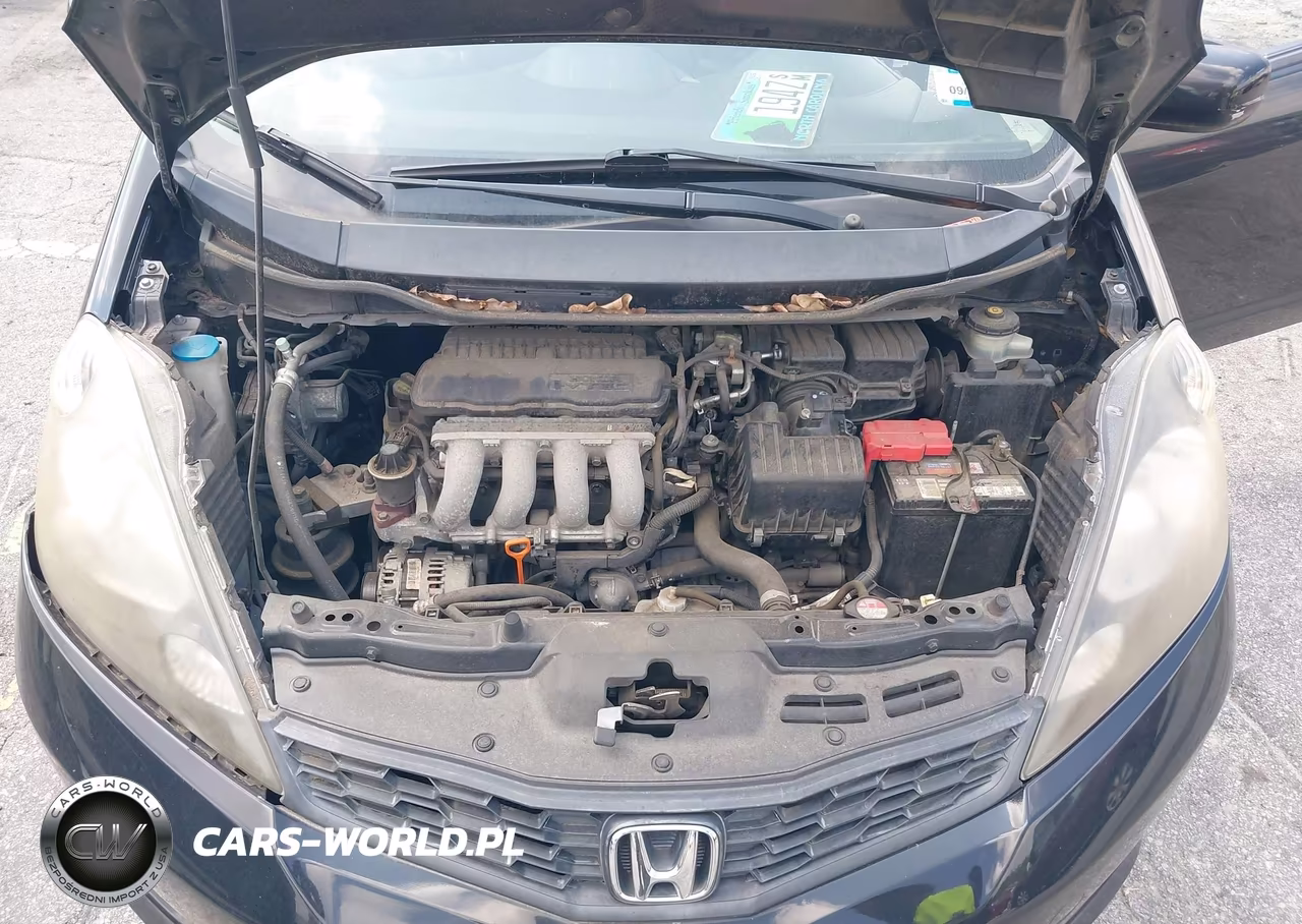 2012 Honda Fit Sport VIN:JHMGE8H58CC024529 - 10