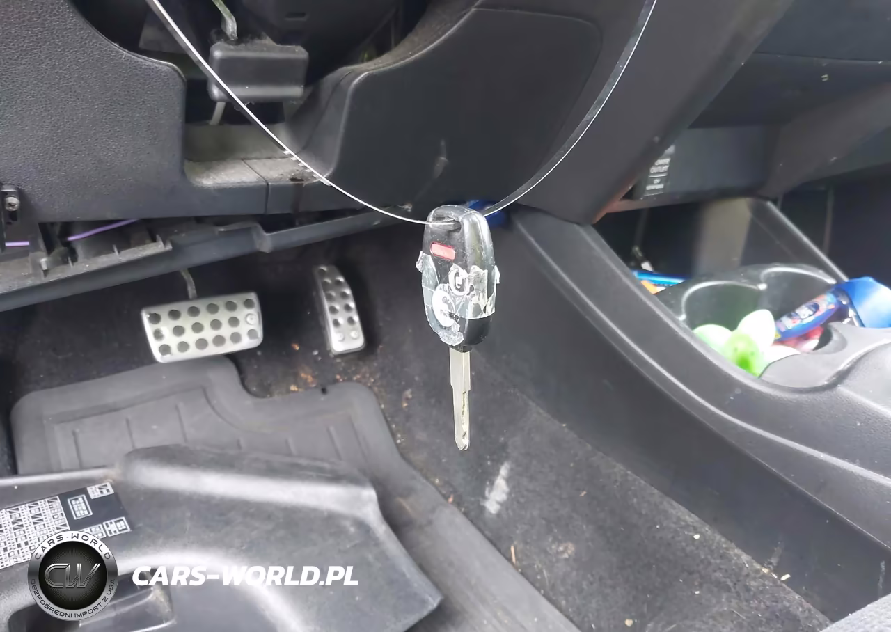 2012 Honda Fit Sport VIN:JHMGE8H58CC024529 - 11