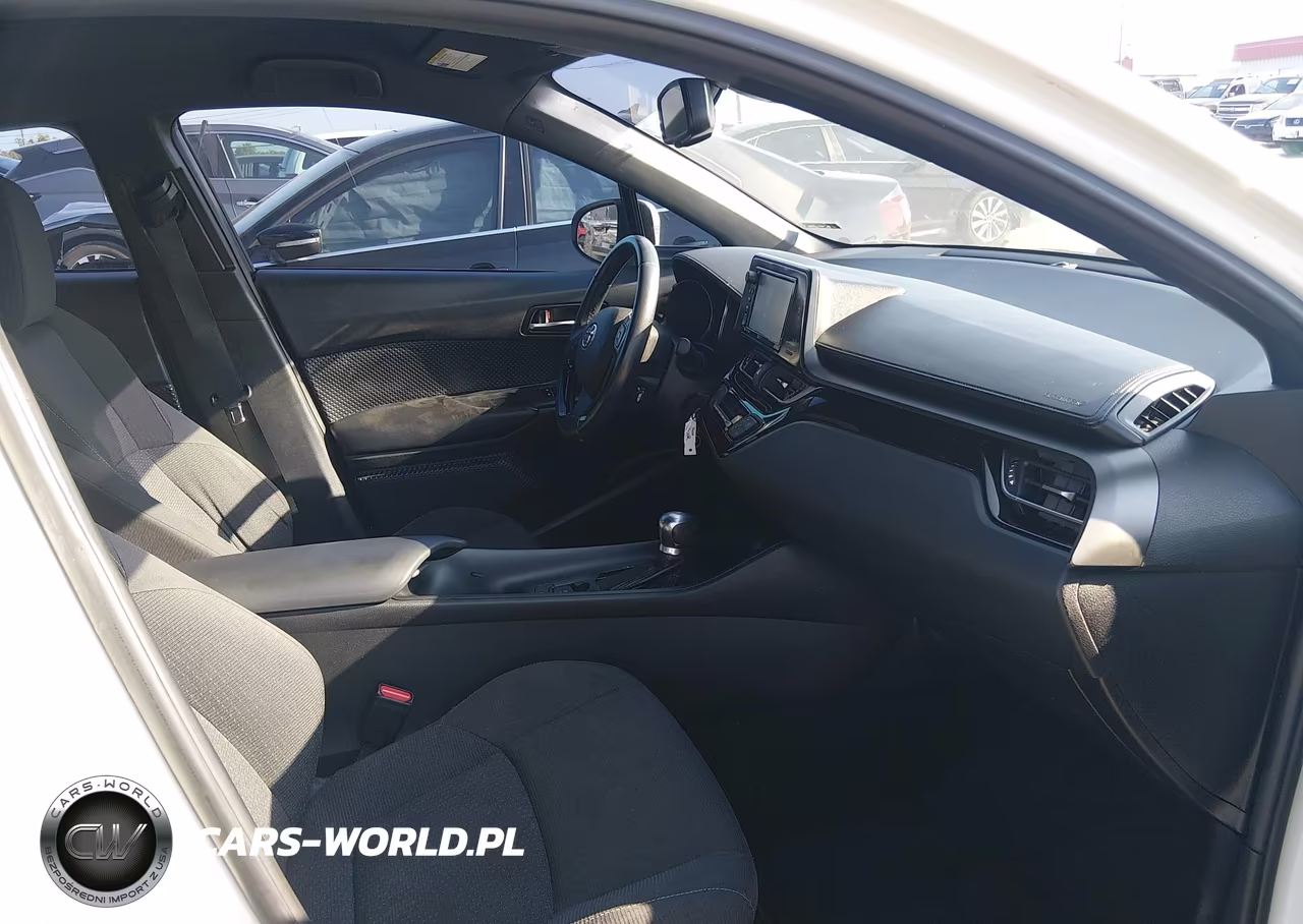 2018 Toyota C-Hr Xle VIN:NMTKHMBX8JR021016 - 5