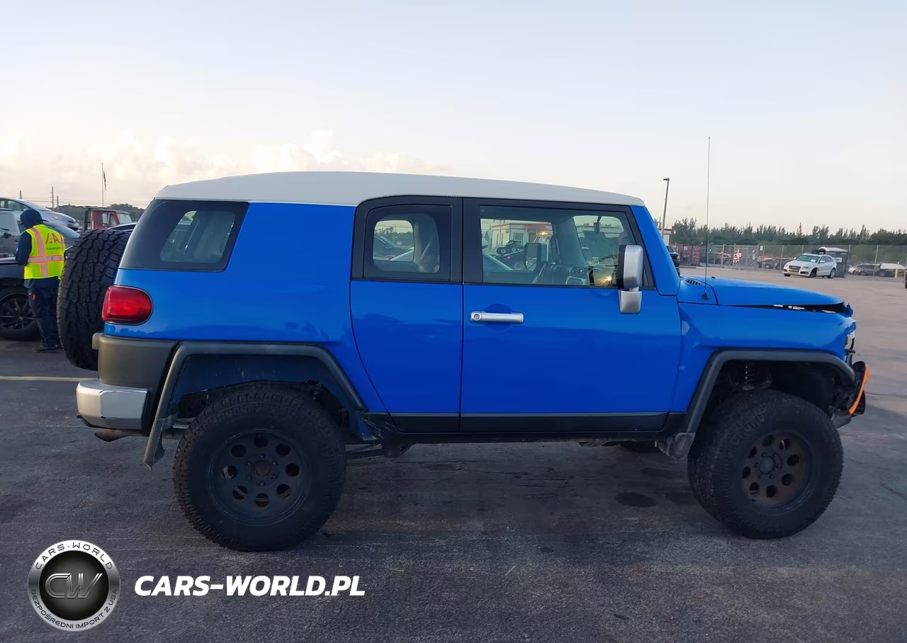 2007 Toyota Fj Cruiser VIN:JTEBU11FX70076160 - 13