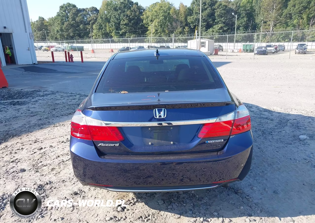 2015 Honda Accord Hybrid Ex-L VIN:1HGCR6F57FA003541 - 17