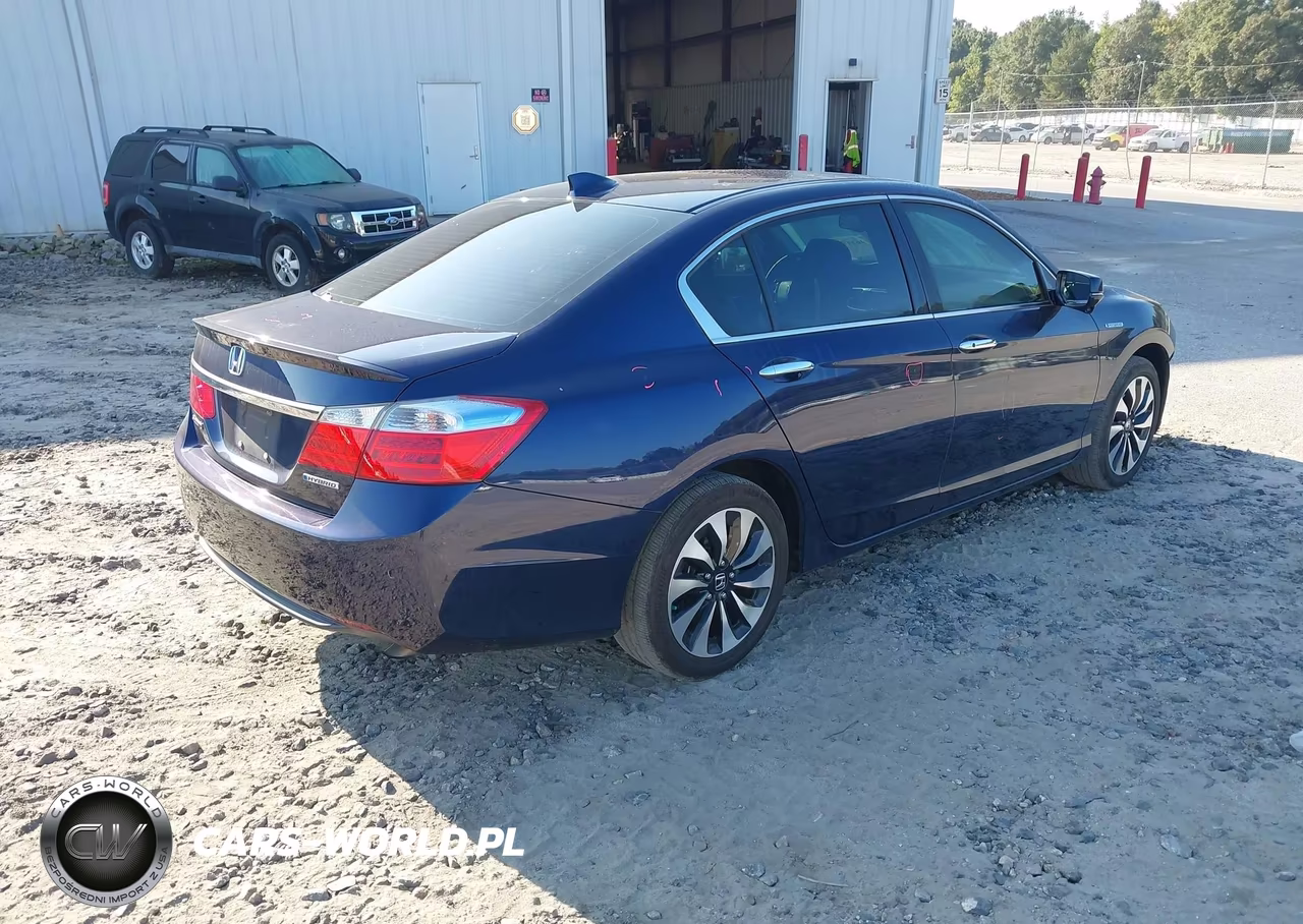 2015 Honda Accord Hybrid Ex-L VIN:1HGCR6F57FA003541 - 4