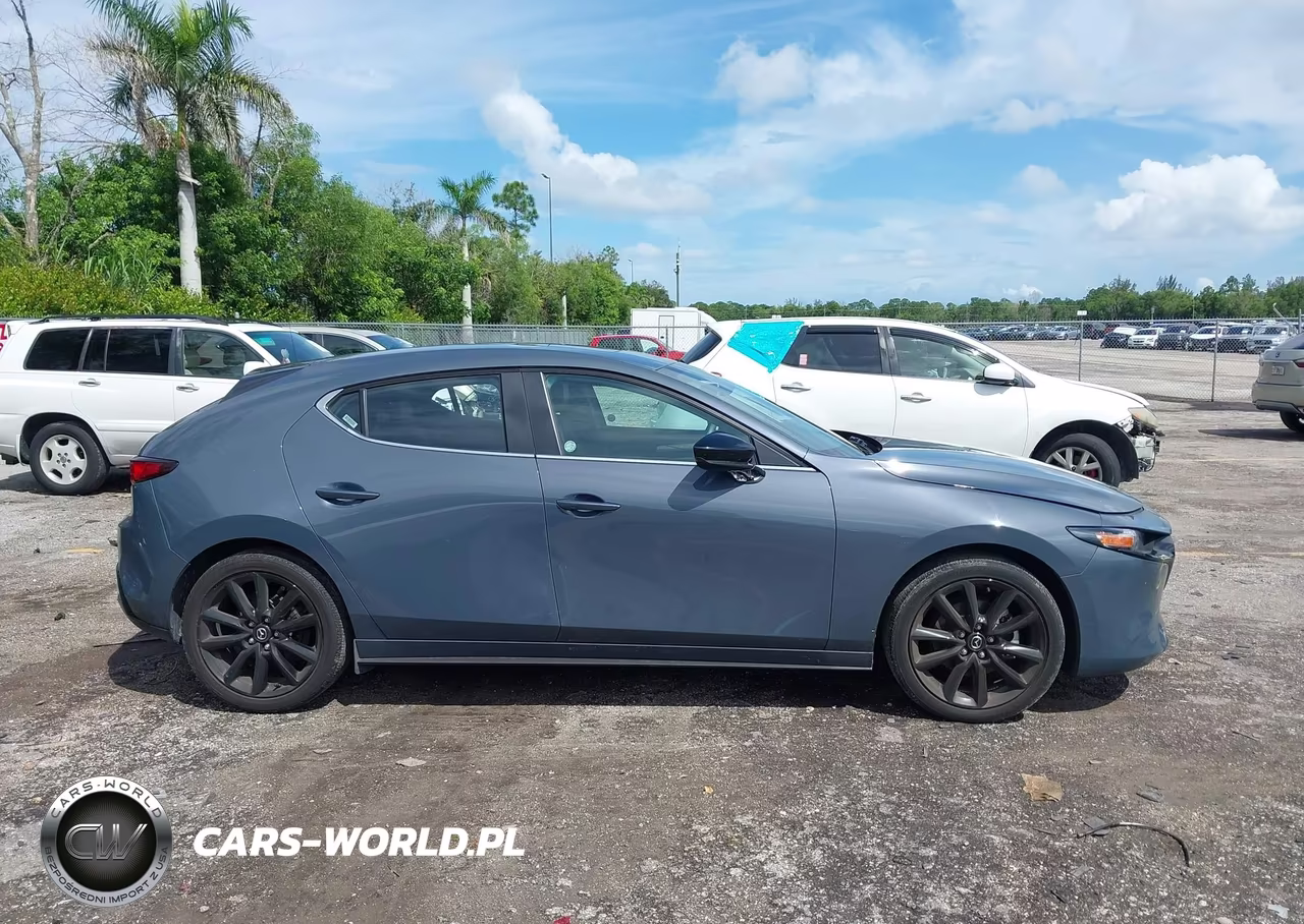 2026 Mazda Mazda3 2.5 S Carbon Edition VIN:JM1BPBLL5T1852543 - 13