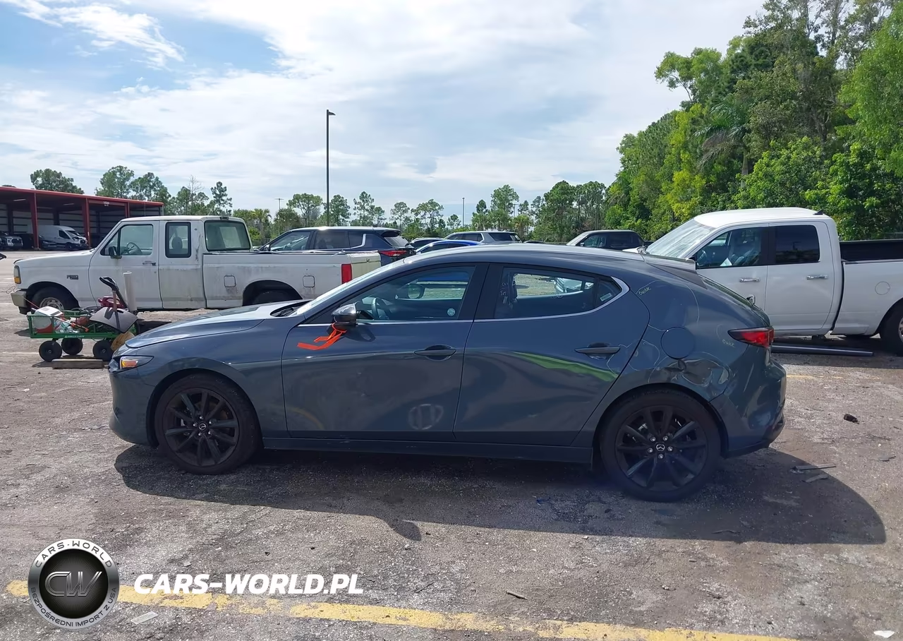 2026 Mazda Mazda3 2.5 S Carbon Edition VIN:JM1BPBLL5T1852543 - 14