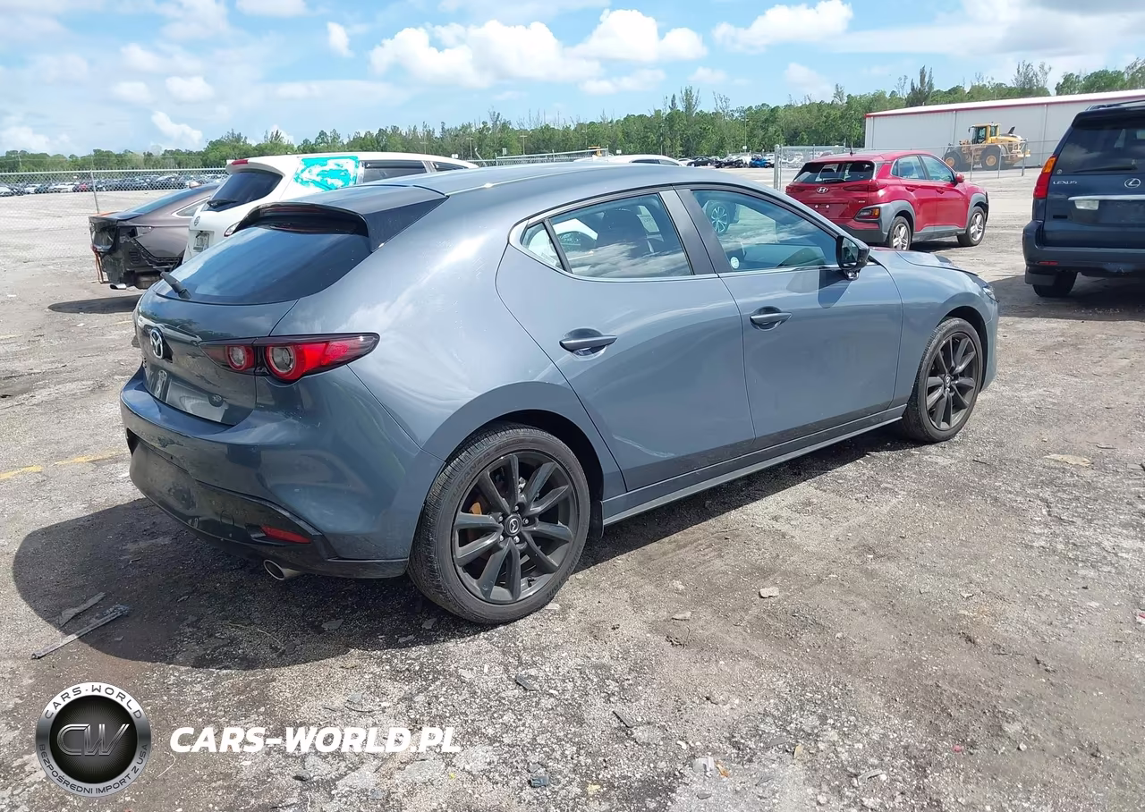 2026 Mazda Mazda3 2.5 S Carbon Edition VIN:JM1BPBLL5T1852543 - 4