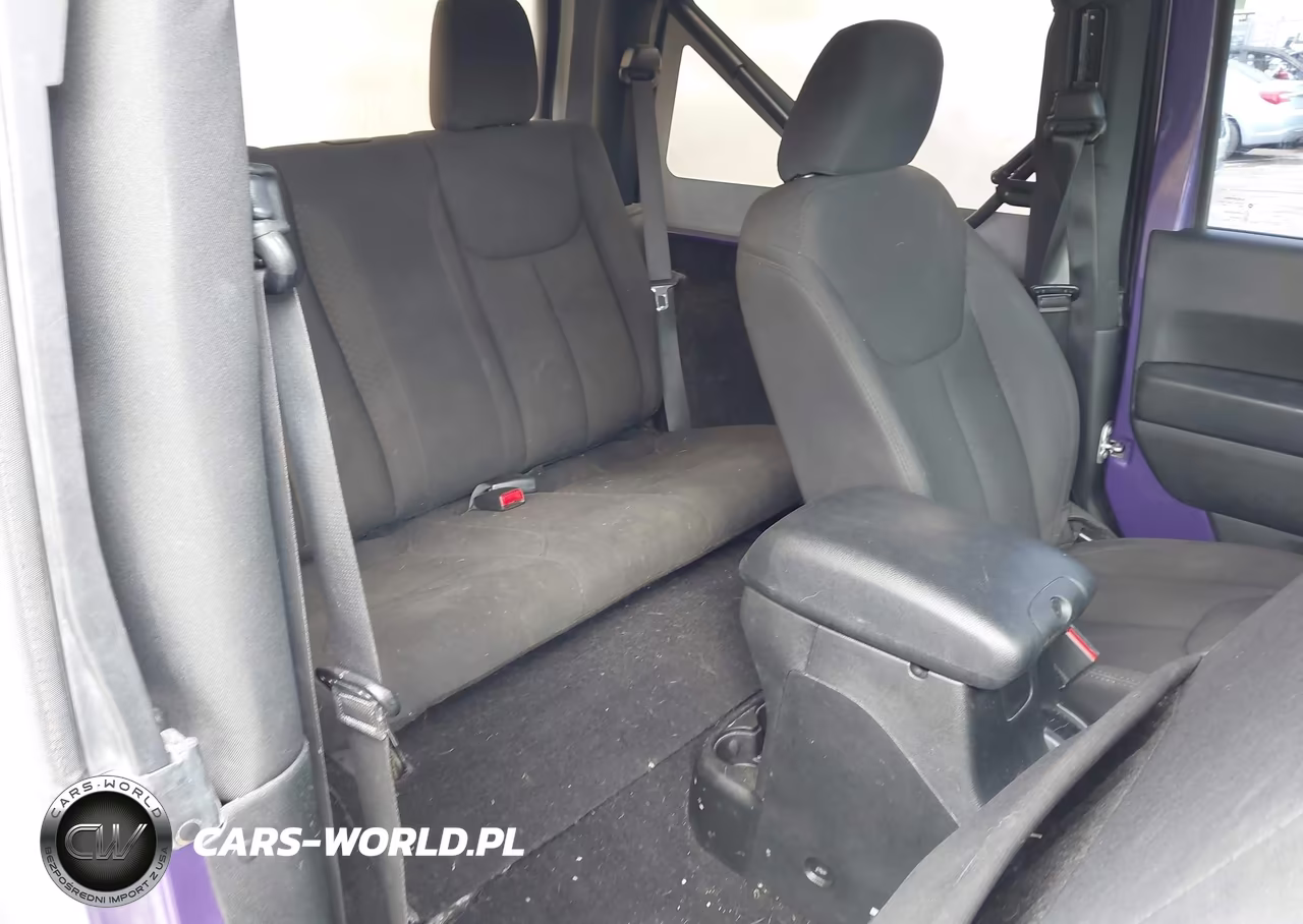 2017 Jeep Wrangler Sport 4X4 VIN:1C4AJWAG4HL716944 - 8