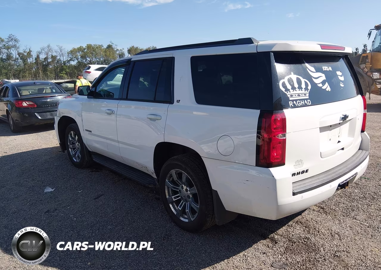 2018 Chevrolet Tahoe Lt VIN:1GNSKBKCXJR355753 - 3