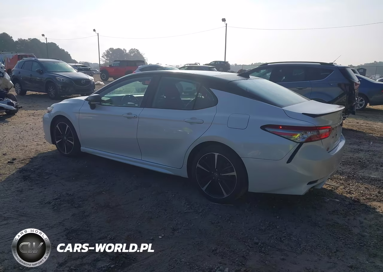 2019 Toyota Camry Xse VIN:4T1B61HK7KU276928 - 3