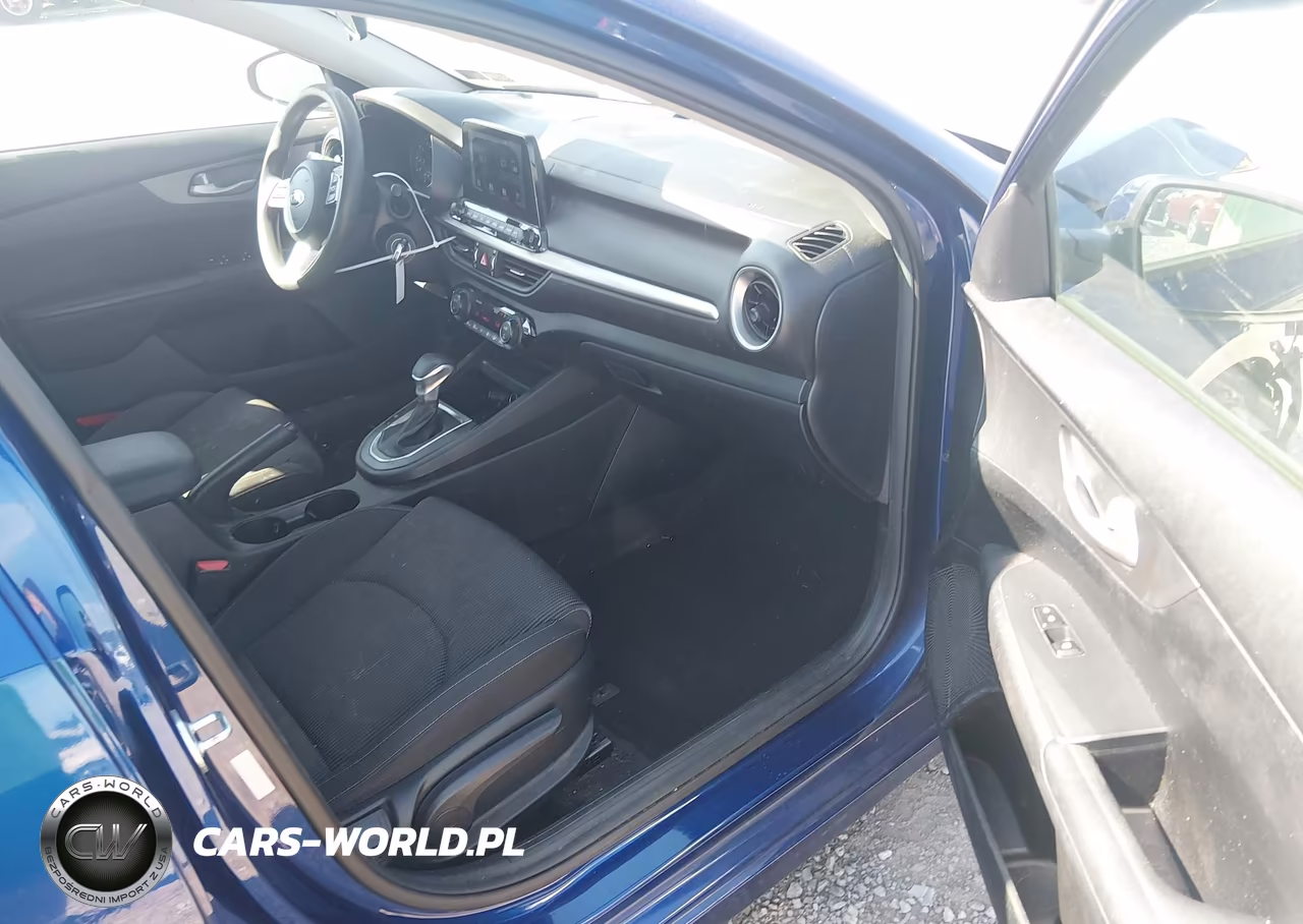 2019 Kia Forte Lxs VIN:3KPF24AD9KE060561 - 5