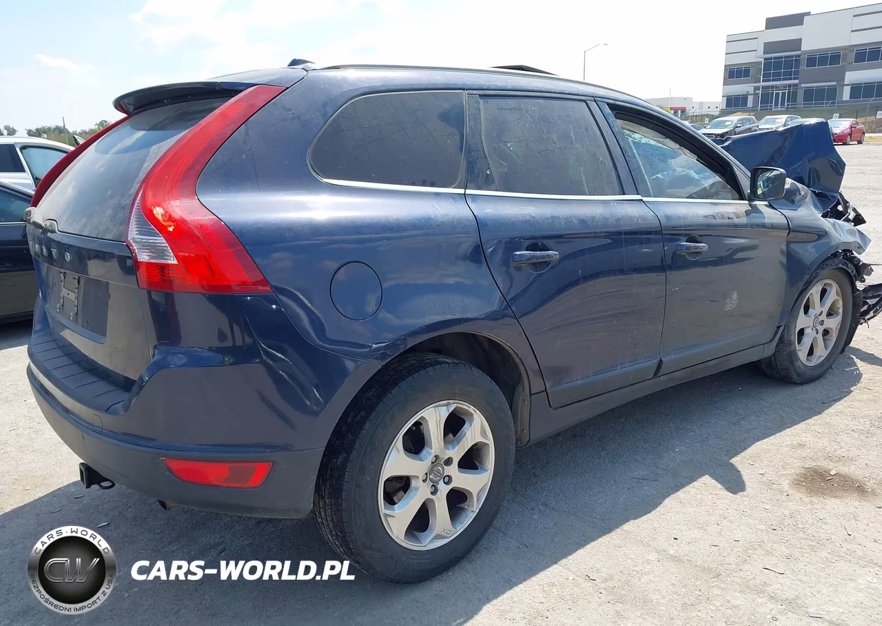 2013 Volvo Xc60 3.2-3.2 Platinum-3.2 Premier-3.2 Premier Plus VIN:YV4952DL1D2408071 - 4
