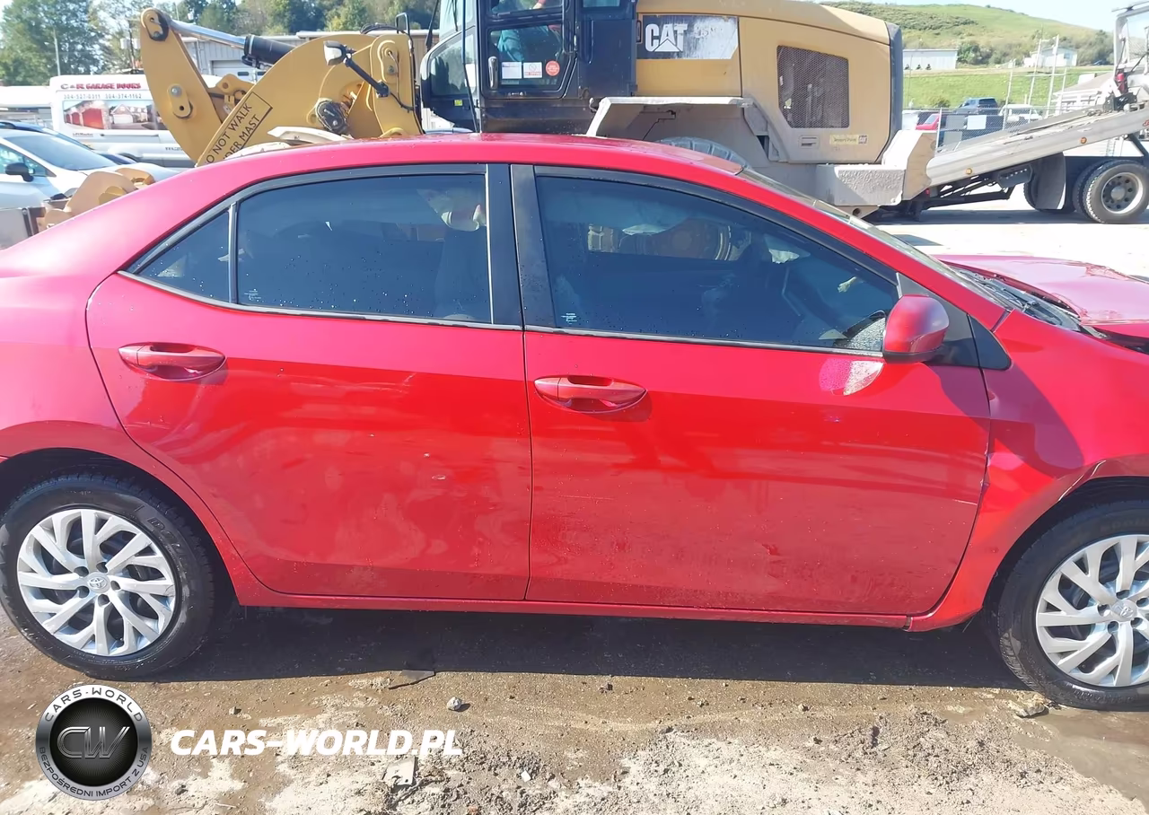 2017 Toyota Corolla Le VIN:2T1BURHE4HC936299 - 14