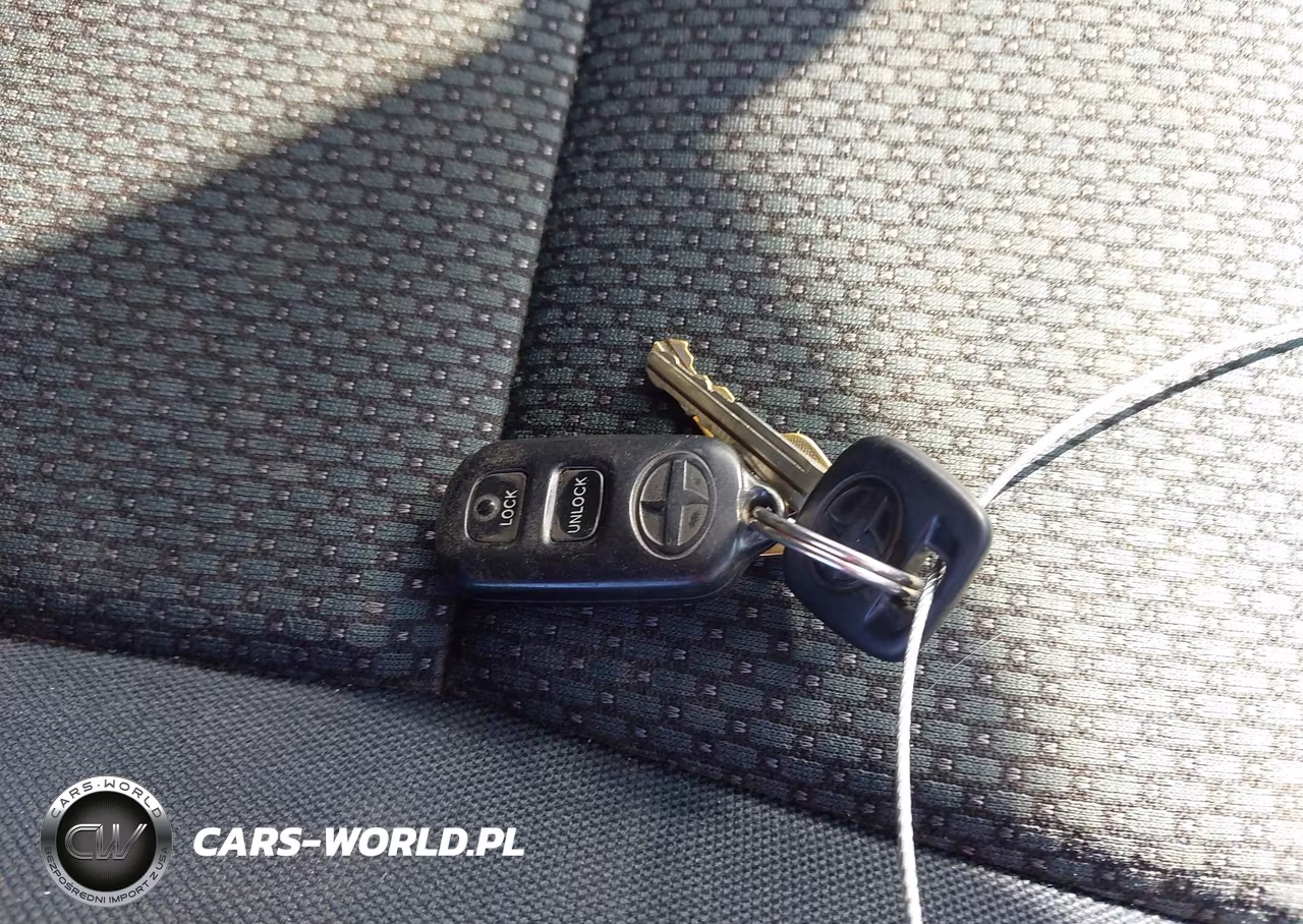 2006 Scion Xb VIN:JTLKT334764090138 - 11