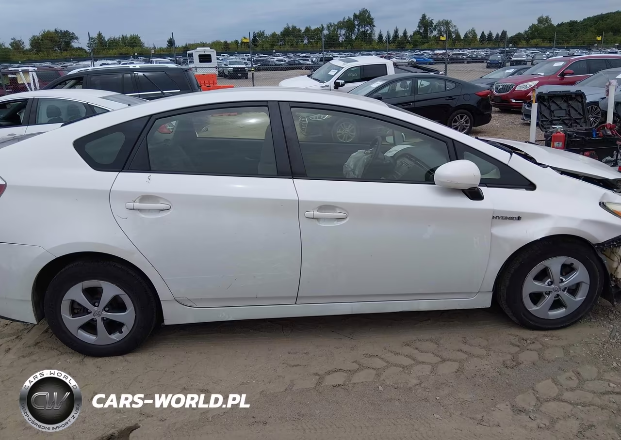 2012 Toyota Prius Two VIN:JTDKN3DU2C5503366 - 13