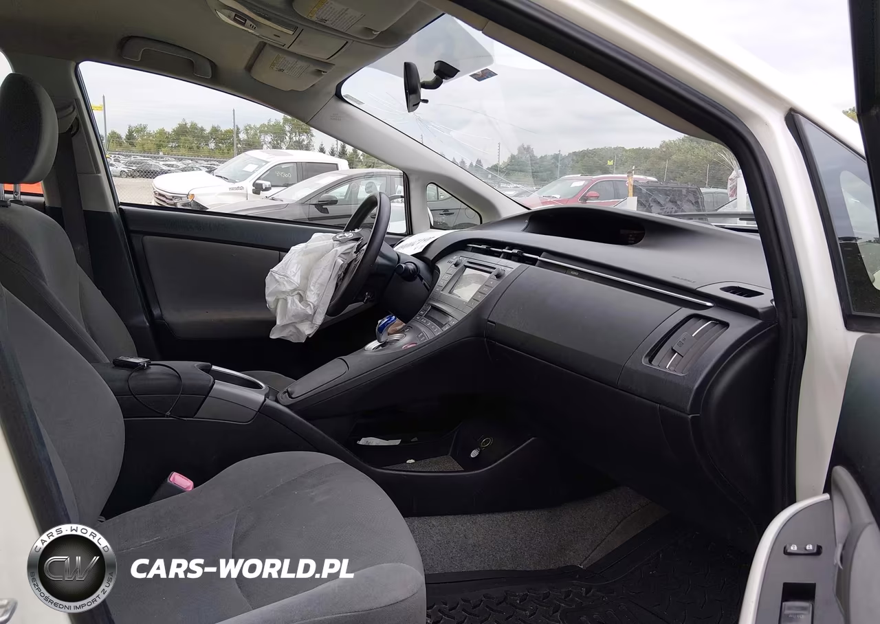 2012 Toyota Prius Two VIN:JTDKN3DU2C5503366 - 5