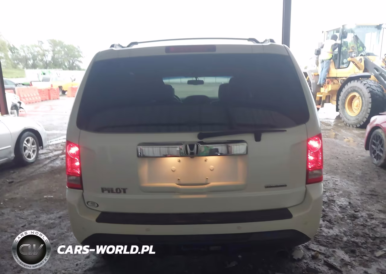 2012 Honda Pilot Touring VIN:5FNYF3H91CB033164 - 16