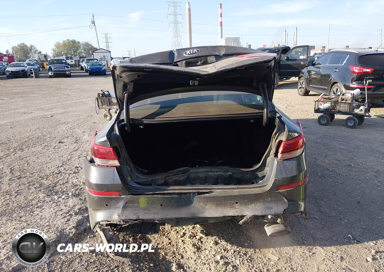 2020 Kia Optima Lx VIN:5XXGT4L35LG425588 - 16