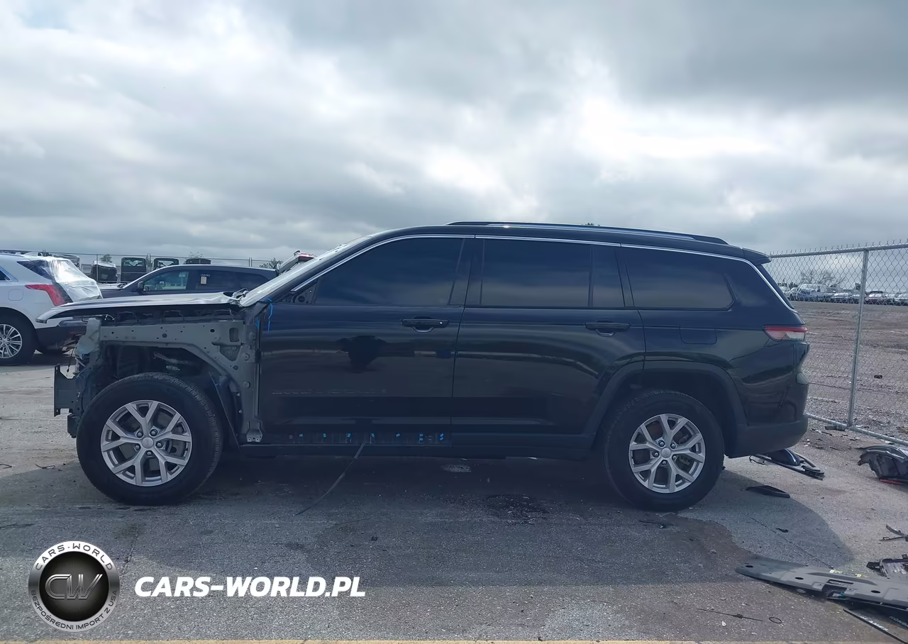 2023 Jeep Grand Cherokee L Limited 4X4 VIN:1C4RJKBGXP8830040 - 14