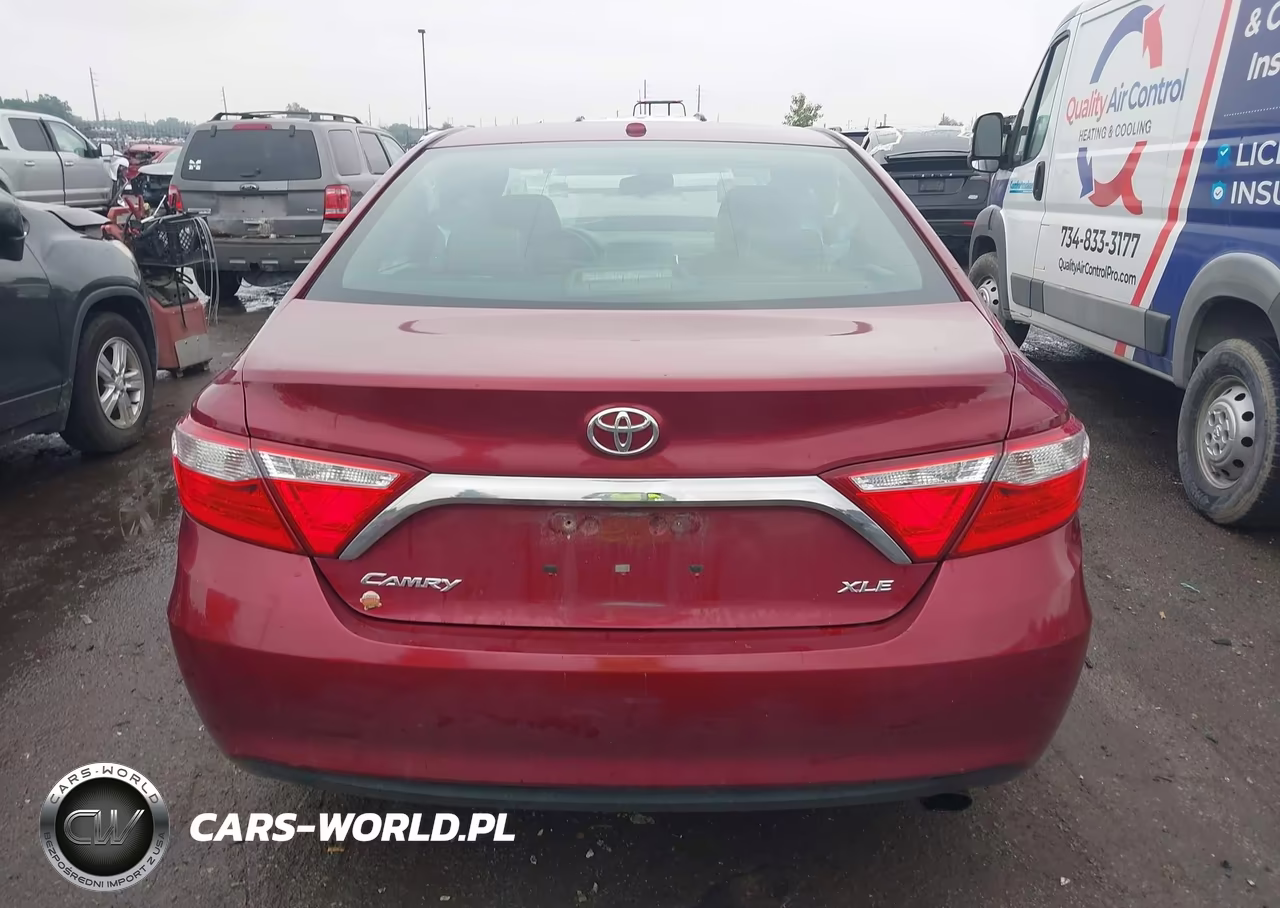 2015 Toyota Camry Xle VIN:4T1BF1FK5FU989206 - 16