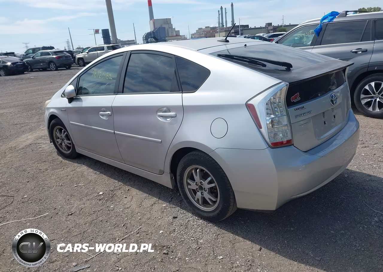 2011 Toyota Prius Two VIN:JTDKN3DU9B5345915 - 3