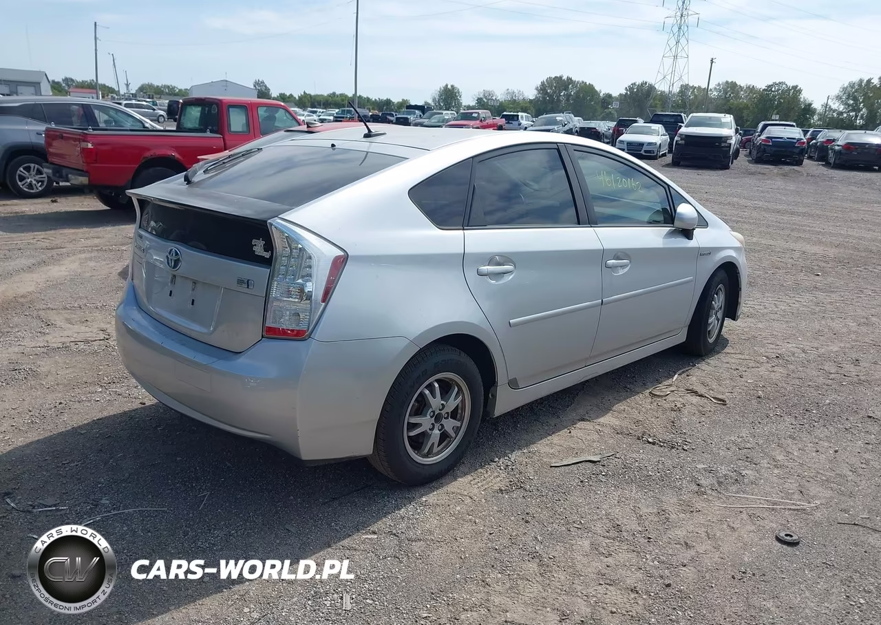 2011 Toyota Prius Two VIN:JTDKN3DU9B5345915 - 4