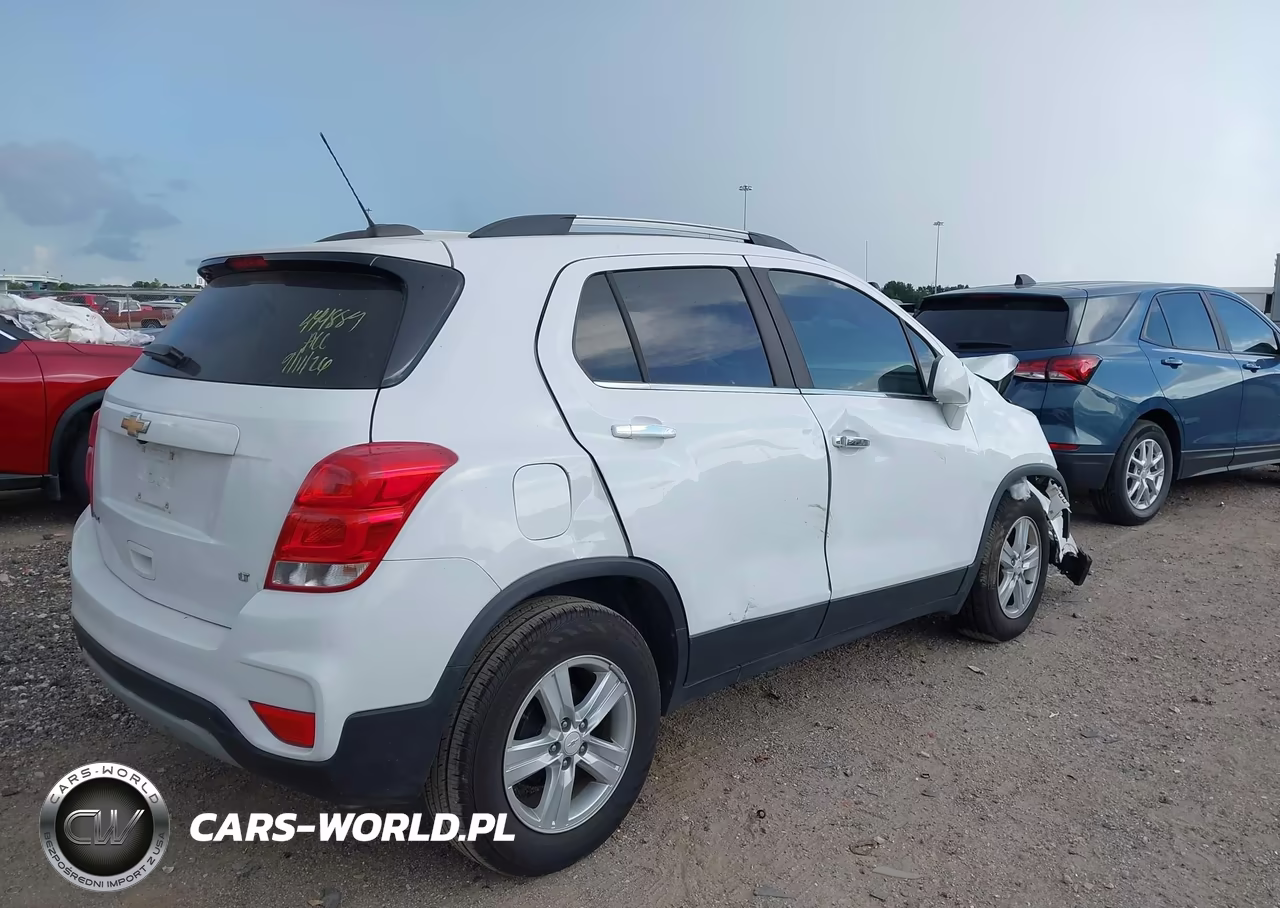 2019 Chevrolet Trax Lt VIN:KL7CJLSB2KB935177 - 4