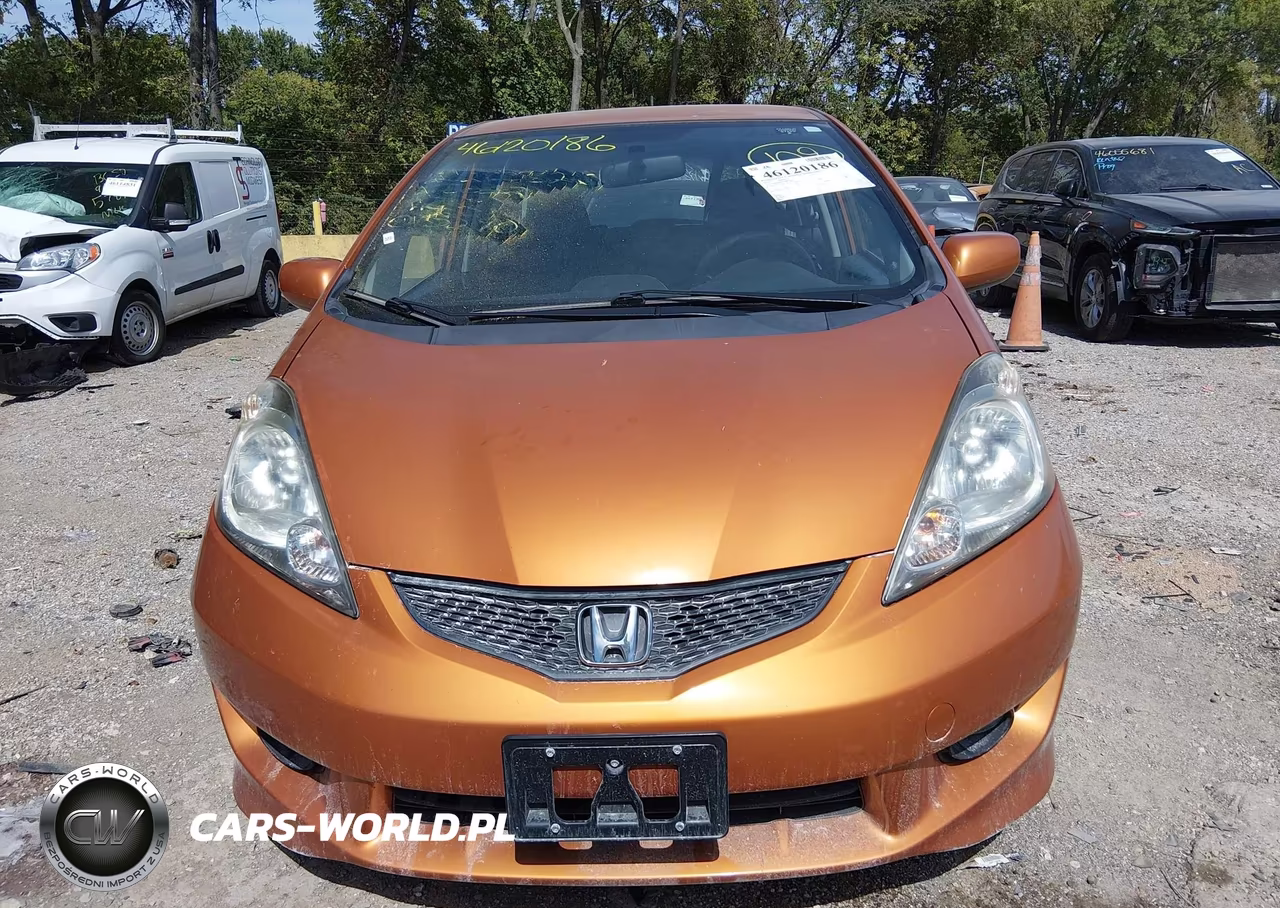 2010 Honda Fit Sport VIN:JHMGE8H48AS013590 - 12