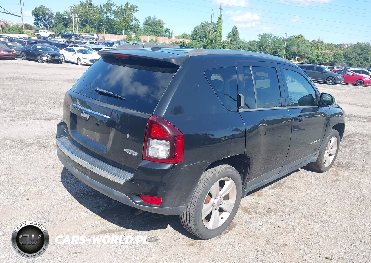 2015 Jeep Compass High Altitude Edition VIN:1C4NJCEA5FD106869 - 4