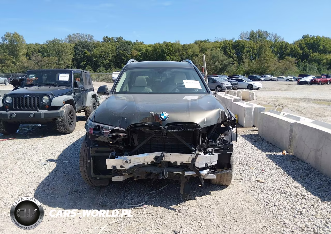 2021 BMW X7 xDrive40I VIN:5UXCW2C07M9H60545 - 11