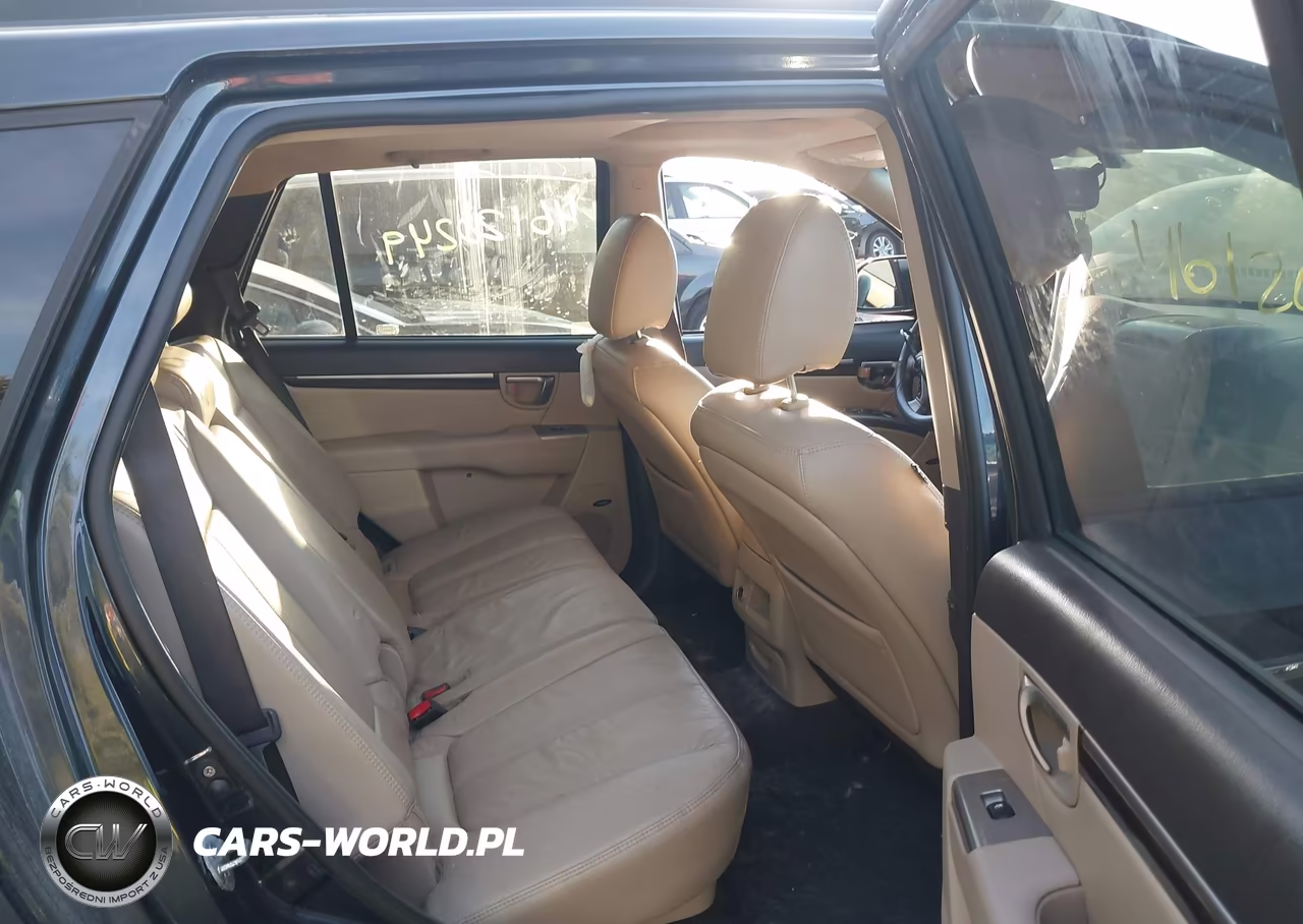 2011 Hyundai Santa Fe Limited V6 VIN:5XYZKDAG1BG009629 - 8