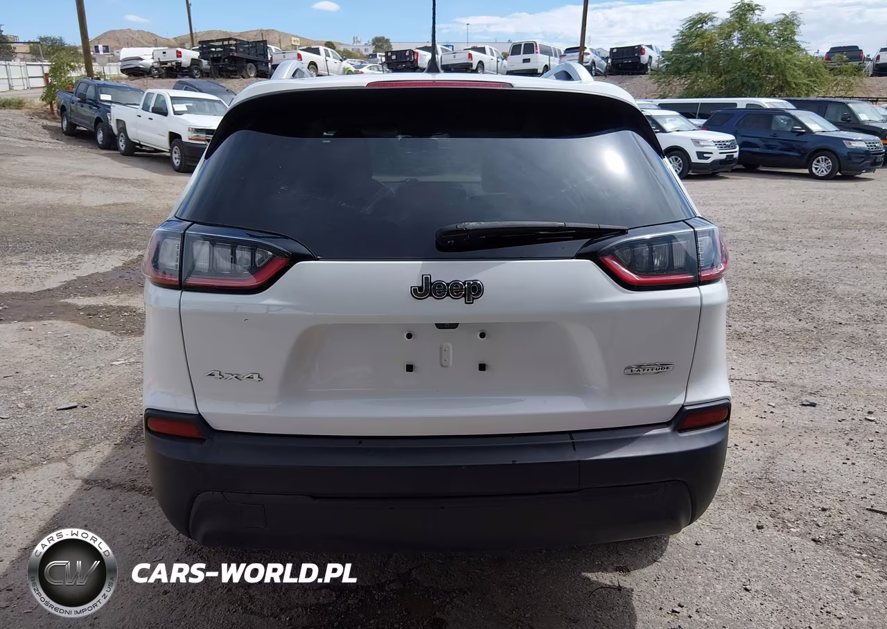2019 Jeep Cherokee Latitude 4X4 VIN:1C4PJMCB1KD429918 - 16