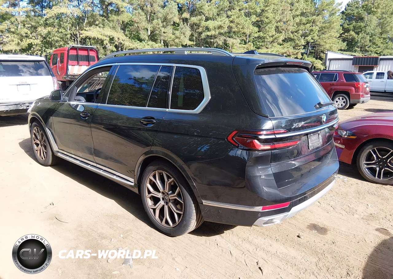 2026 BMW X7 xDrive40I VIN:5UX23EM04T9078643 - 3