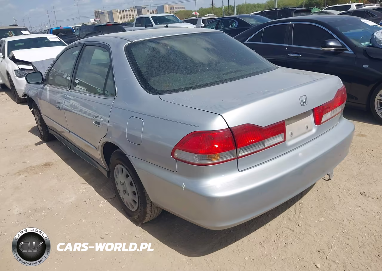 2001 Honda Accord Value Package VIN:1HGCF86681A105050 - 3