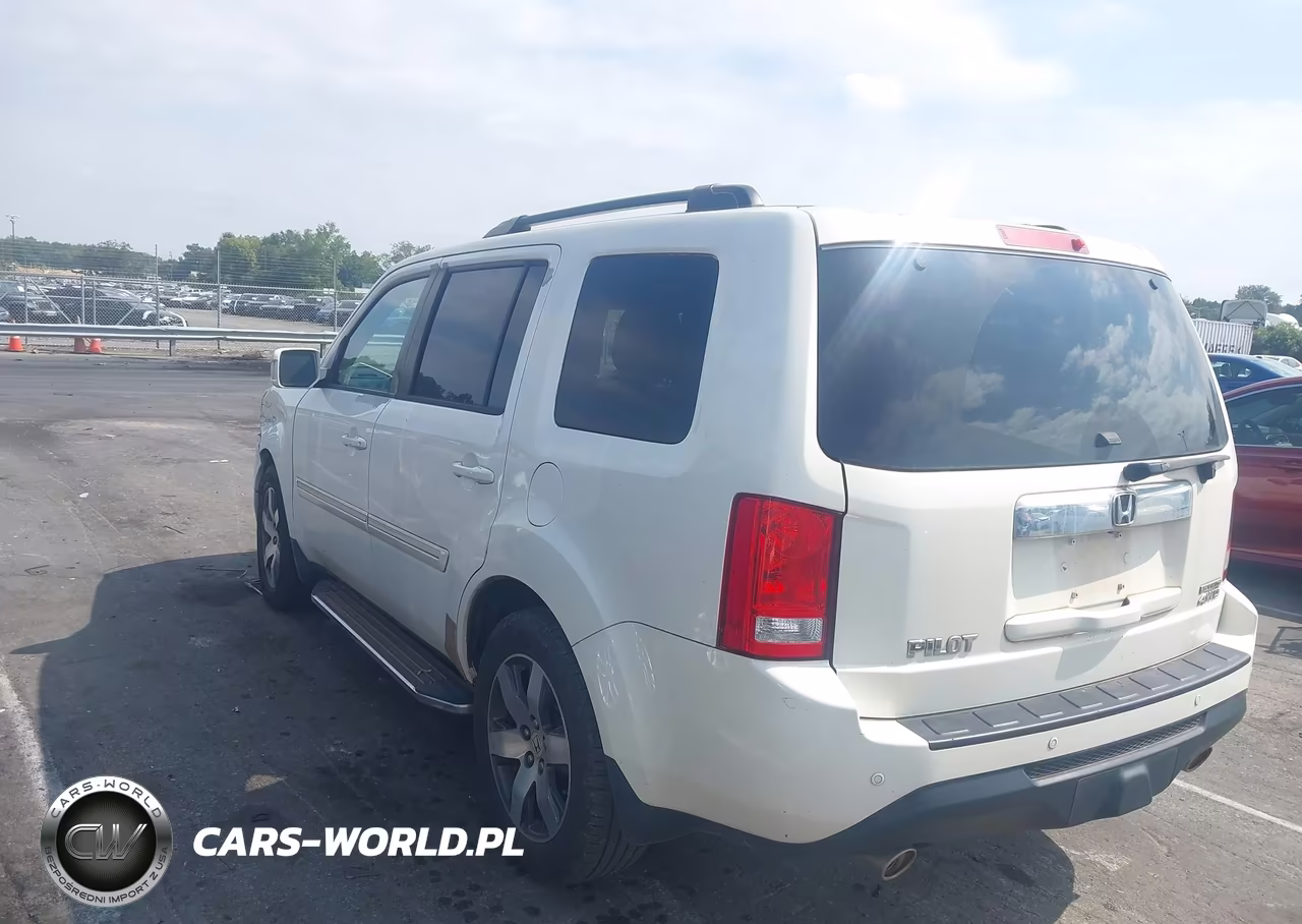 2012 Honda Pilot Touring VIN:5FNYF4H97CB037306 - 3