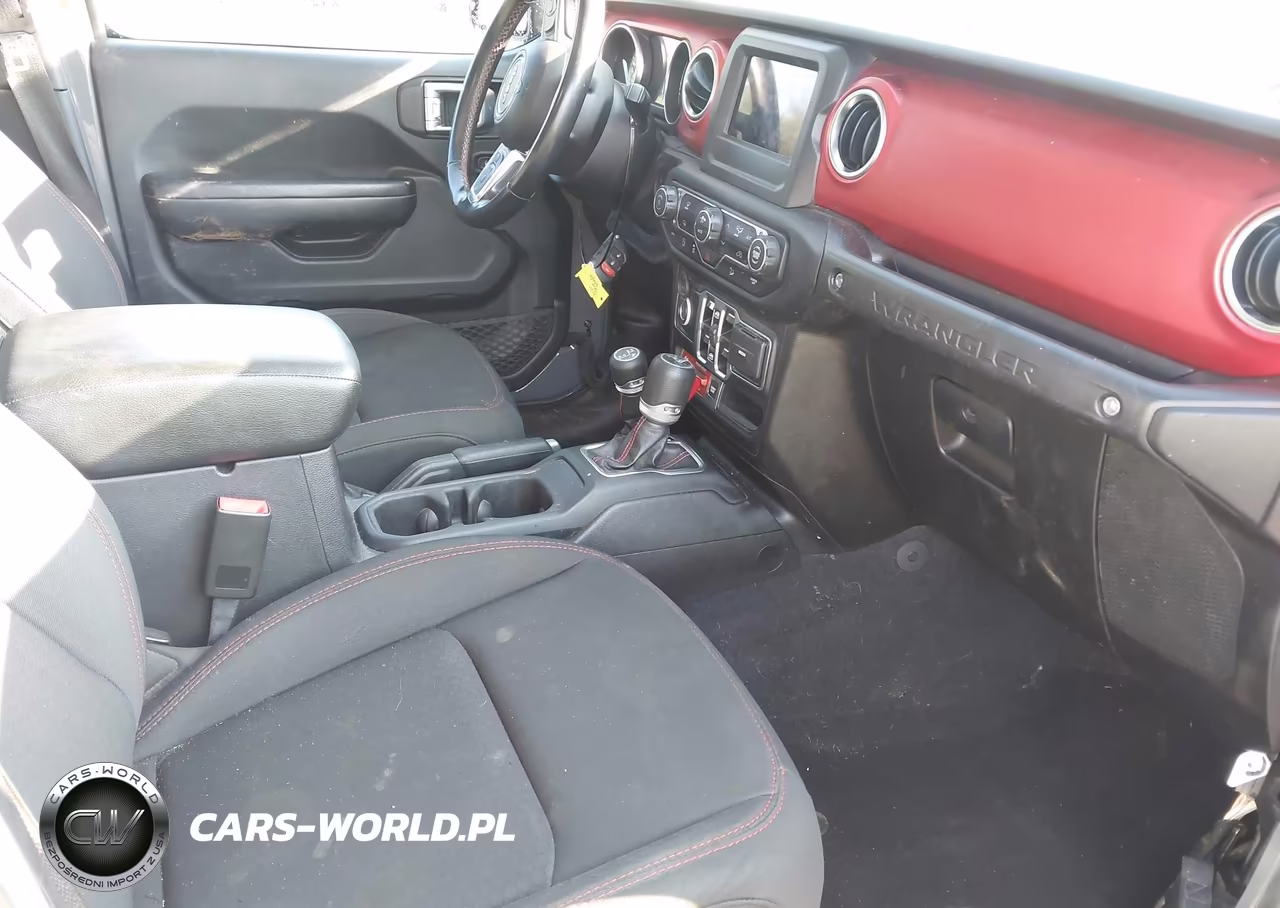 2020 Jeep Wrangler Unlimited Rubicon 4X4 VIN:1C4HJXFG2LW111826 - 5