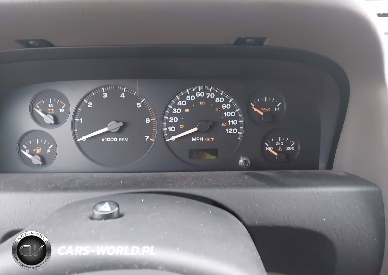 2004 Jeep Grand Cherokee Laredo VIN:1J4GX48S14C114398 - 7