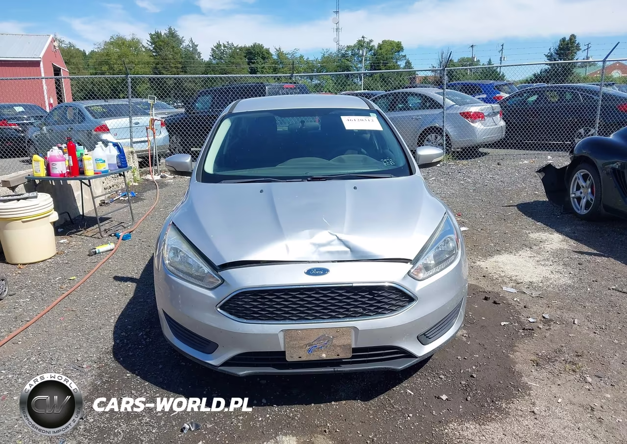 2016 Ford Focus Se VIN:1FADP3K2XGL391590 - 12