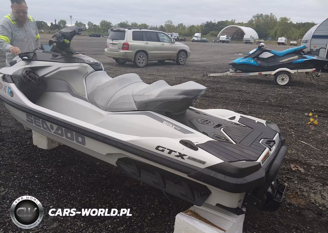 2026 Seadoo Gtx-300 Limited VIN:00000YDV24768K526 - 3