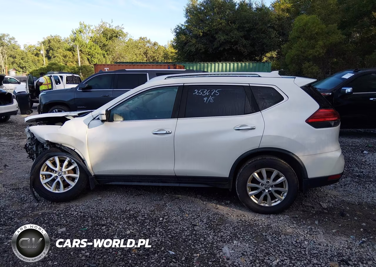 2017 Nissan Rogue Sv VIN:JN8AT2MVXHW253675 - 14