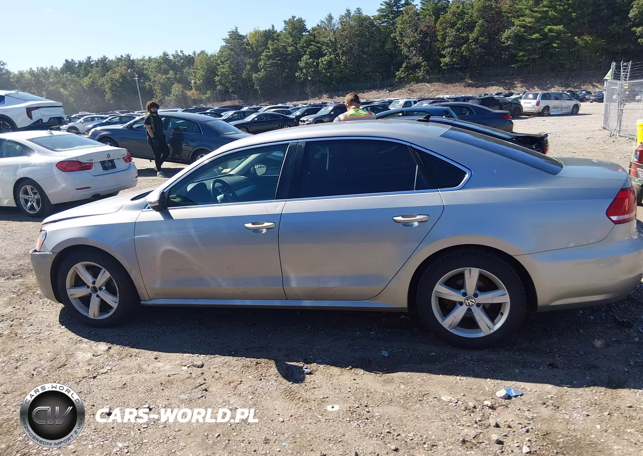 2012 Volkswagen Passat 2.5L Se VIN:1VWBP7A37CC052523 - 14