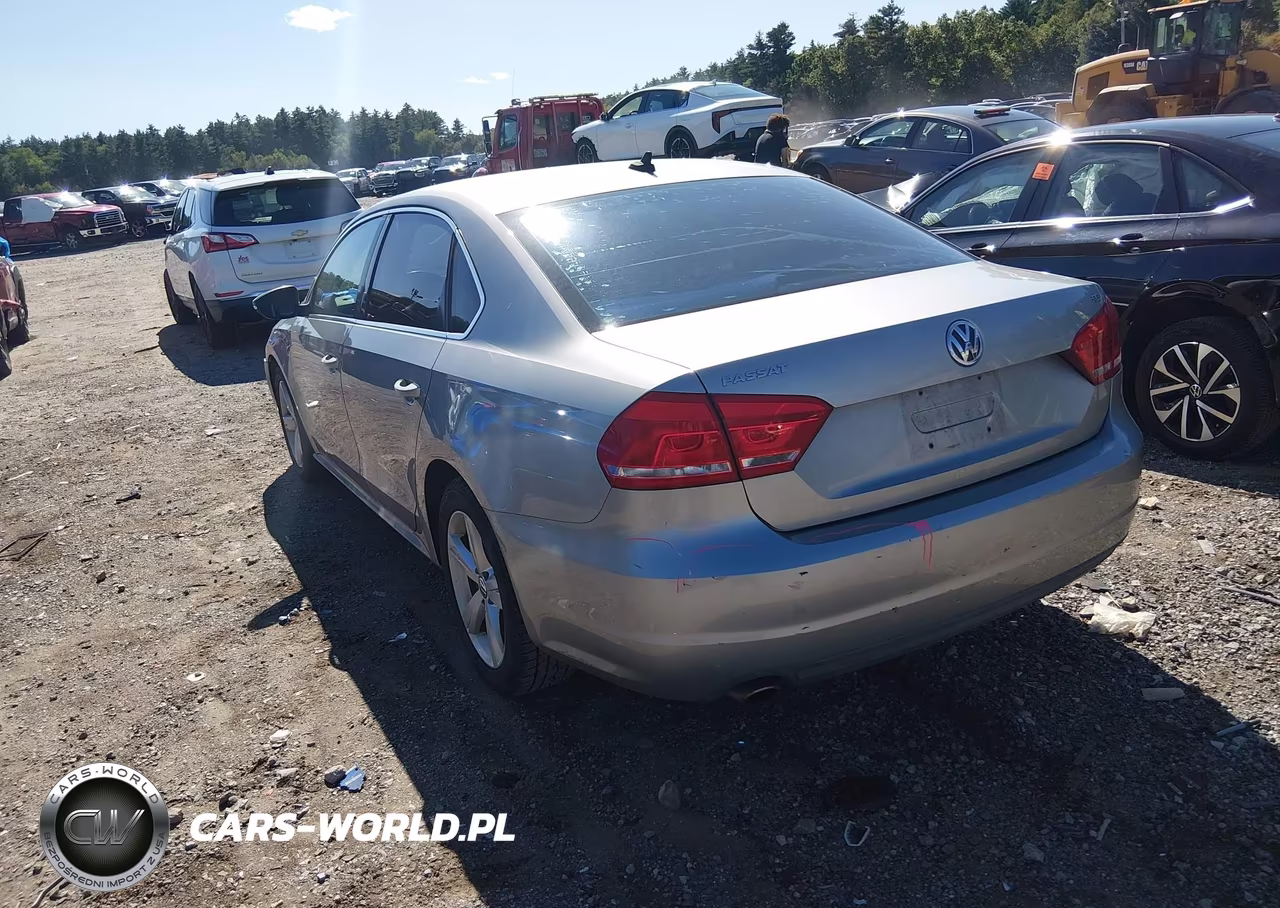 2012 Volkswagen Passat 2.5L Se VIN:1VWBP7A37CC052523 - 3